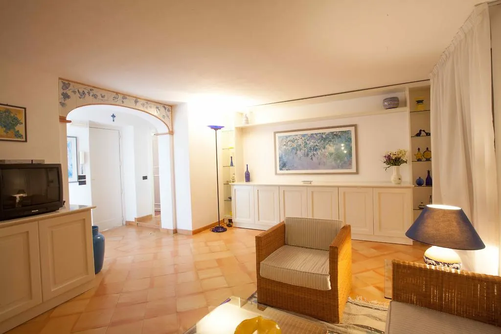 Apartamento La Bifora Amalfi 0*,  Italia